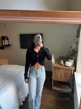 MARBLE Black Cropped Rib-Knit Button Cardigan